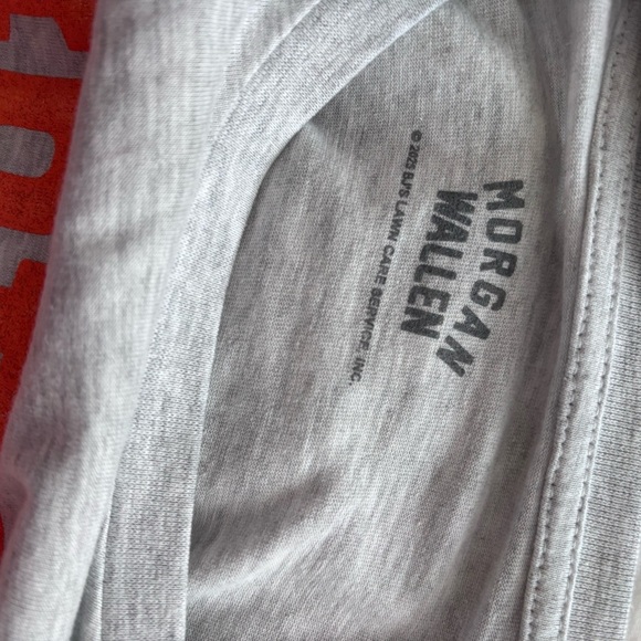 Morgan Wallen Gray Graphic T-Shirt - Picture 6 of 7